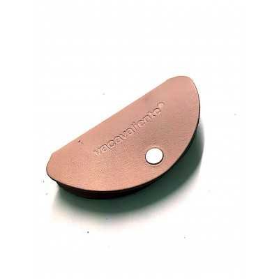 Porta Auriculares de Cuero Rosa reciclado Vacavaliente