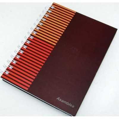 Cuaderno con espiral 16x21cm tapa dura office x 96 hojas rayado Asamblea