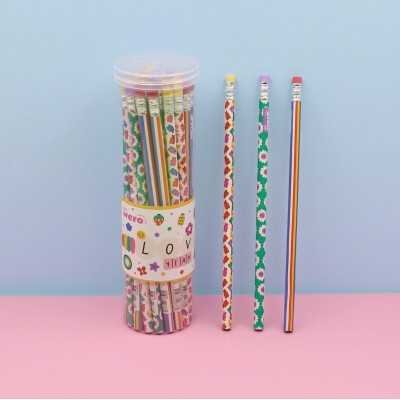 Lápiz negro con goma Love Wero